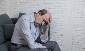 Seniors With COVID-19 Show Unusual Symptoms, Doctors Say