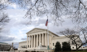 Supreme Court to Weigh in on Wisconsin's Absentee Ballot Voting Dispute