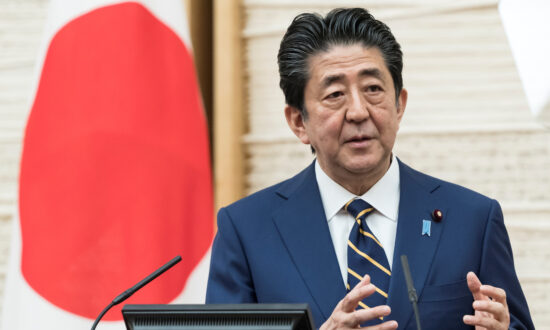 Japanese Politicians Dispute Over Whether to Host Nuclear Weapons Amid Ukraine Crisis