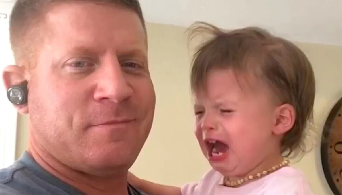 Clever Dad Stops Daughters Crying With Reverse Psychology Trick And