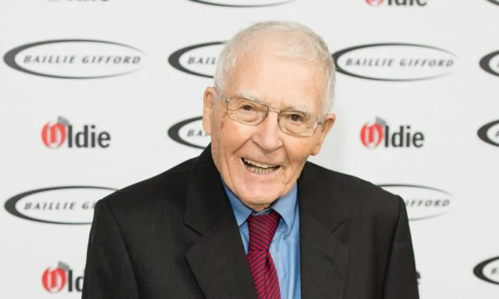 James Lovelock attends The Oldie of the Year Awards at Simpson's in the Strand in London, UK, on Feb. 7, 2017. (Jeff Spicer/Getty Images)
