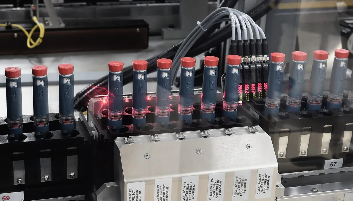 A unit dedicated to the production of insulin pens at the factory of the U.S. pharmaceutical company Eli Lilly in Fegersheim, eastern France, on Oct. 12, 2015. (Frederick Florin/AFP via Getty Images)