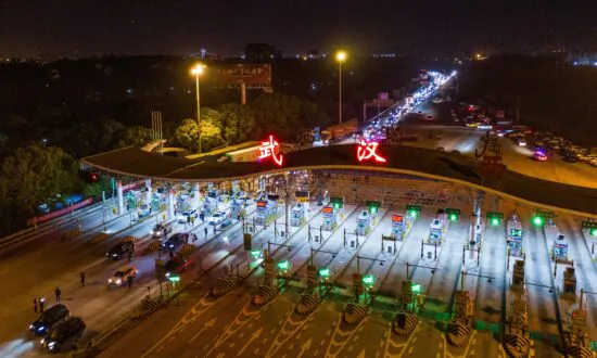 Escape from Wuhan: 55,000 People Flee; Second Wave Of Outbreaks?