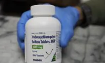 NIH Panel Recommends Against Using Hydroxychloroquine With Z-Pak to Treat COVID-19