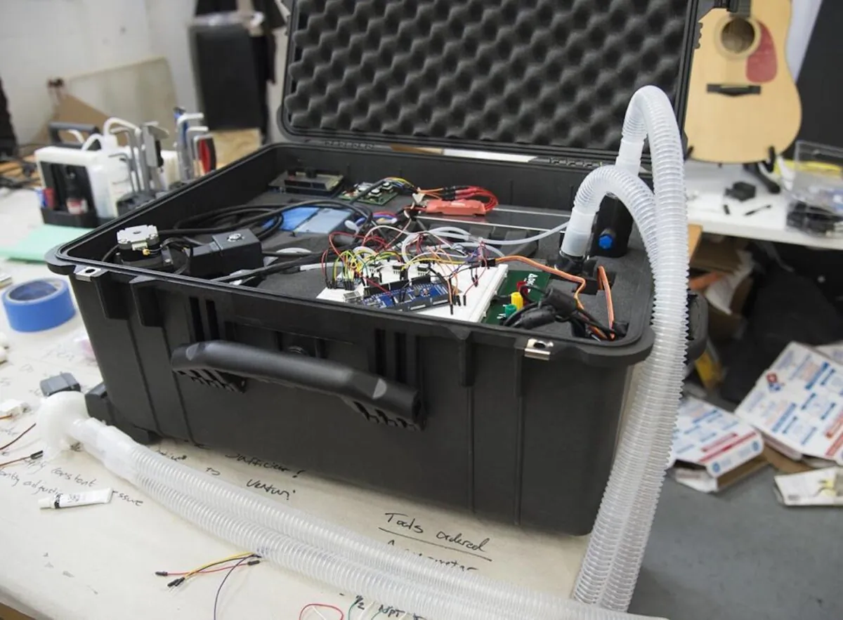 A prototype of an emergency response ventilator is pictured at a lab in Vancouver on March 27, 2020. (Jonathan Hayward/The Canadian Press)