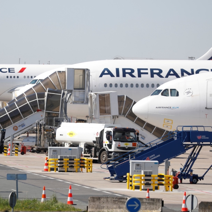 Air France-KLM unveils tiny A220 jet in superjumbo's shadow