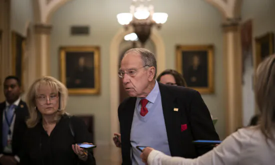 Grassley: Flynn Transcripts Show ‘There Was Nothing Improper’ in Calls With Russian Ambassador