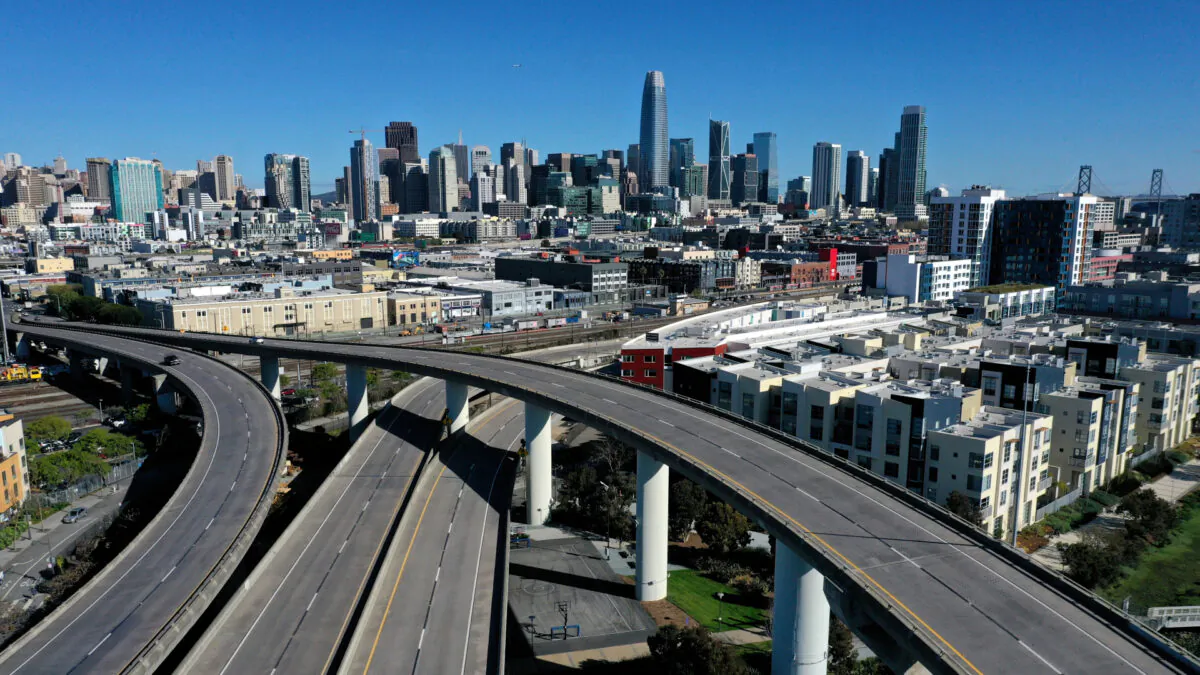 An aerial view from a drone shows an empty Interstate 280 on March 26, 2020 leading into San Francisco, Calif. (Justin Sullivan/Getty Images)