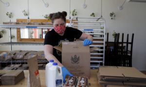 US Restaurants Turn to Grocery Sales to Help Offset Losses