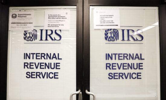 Democrat Lawmakers Demand IRS Answer Key Tax Questions on Data Sharing