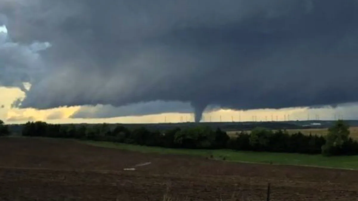 A deadly spring storm unleashed drenching rain, flash flooding, hail and reports of tornadoes on May 21, 2019. (Hannah Kirkendall/Twitter via CNN)