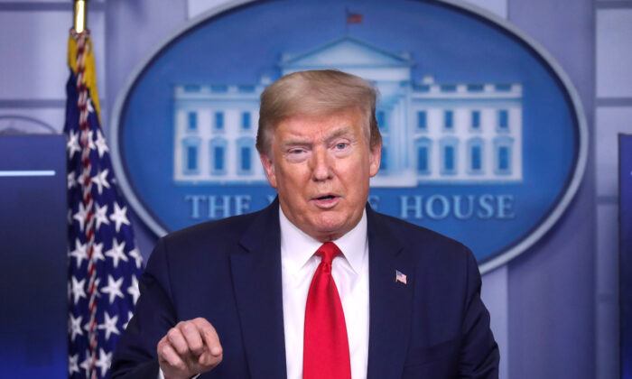 President Donald Trump addresses the daily CCP virus task force briefing at the White House in Washington on April 17, 2020. (Leah Millis/Reuters)