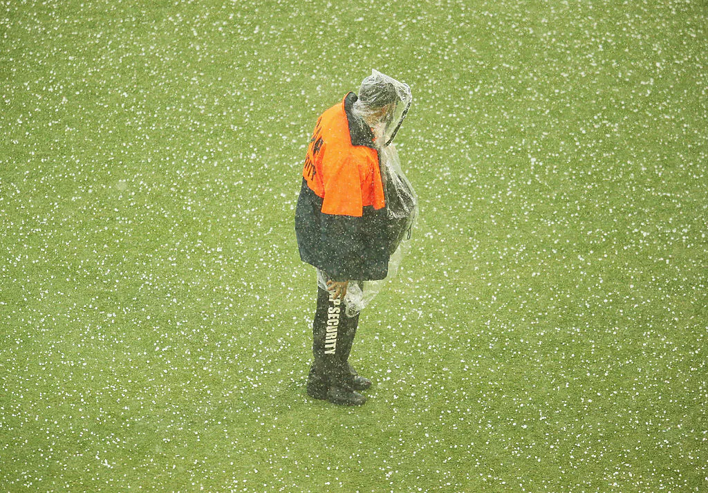 hails during day four of the First Ashes Test match between Australia and England. November 24, 2013 in Brisbane, Australia. ( Scott Barbour/Getty Images)
