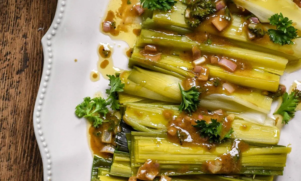 Poireaux vinaigrette belongs to a long list of classic cold starter salads that the French love to relish in the spring and summer. (Audrey Le Goff)