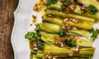 Leeks Vinaigrette, an Elegant Start to a Spring Meal