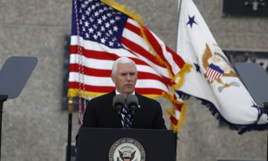 Pence Says He Should Have Worn Mask While Visiting Mayo Clinic