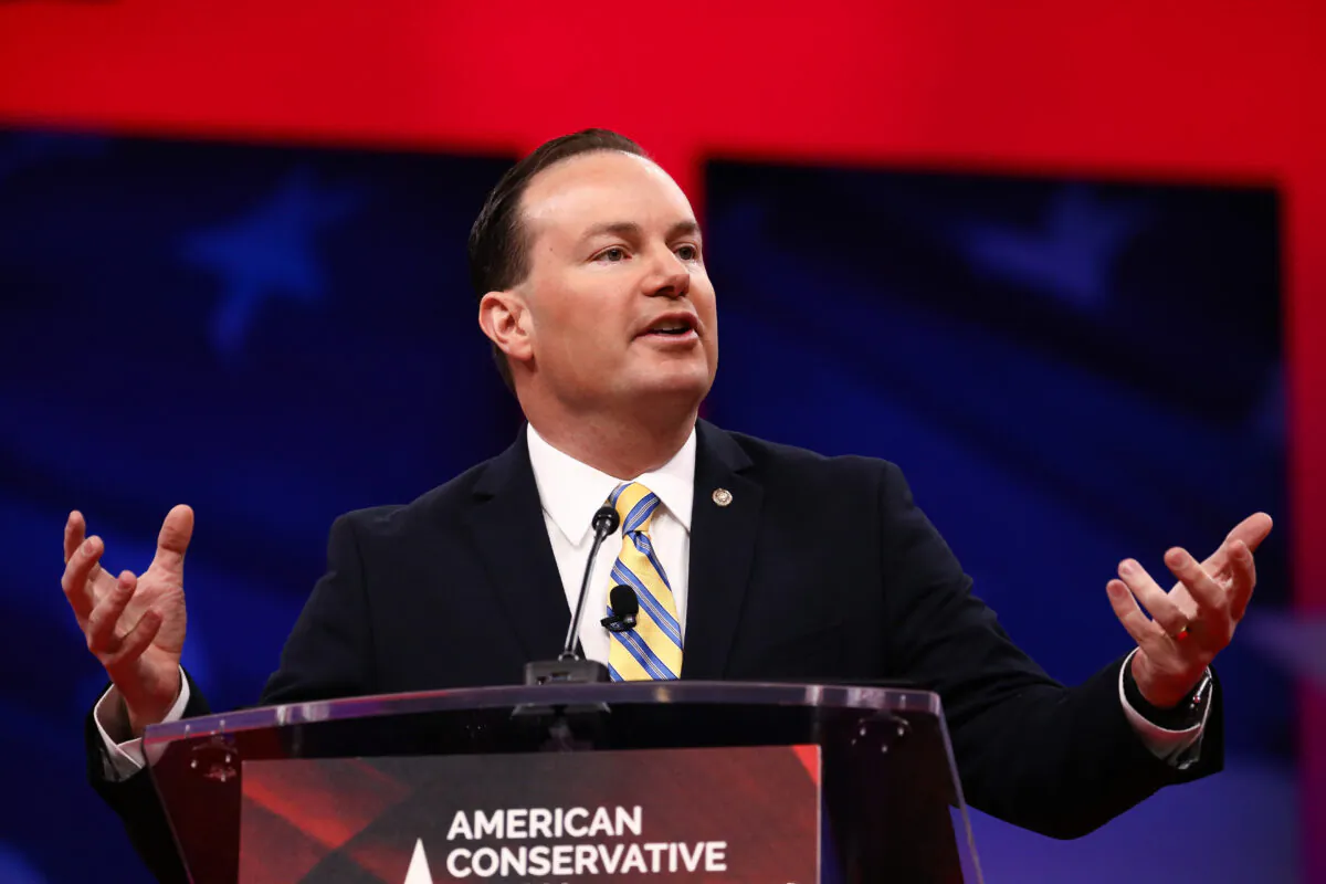 Sen. Mike Lee (R-Utah) at the CPAC convention in National Harbor, Md., on Feb. 28, 2019. (Charlotte Cuthbertson/The Epoch Times)