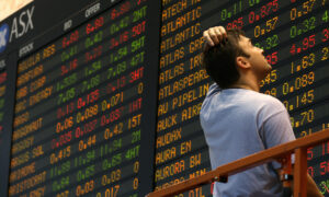 ASX Plunges 2.5 Percent as COVID-19 Cases Surge