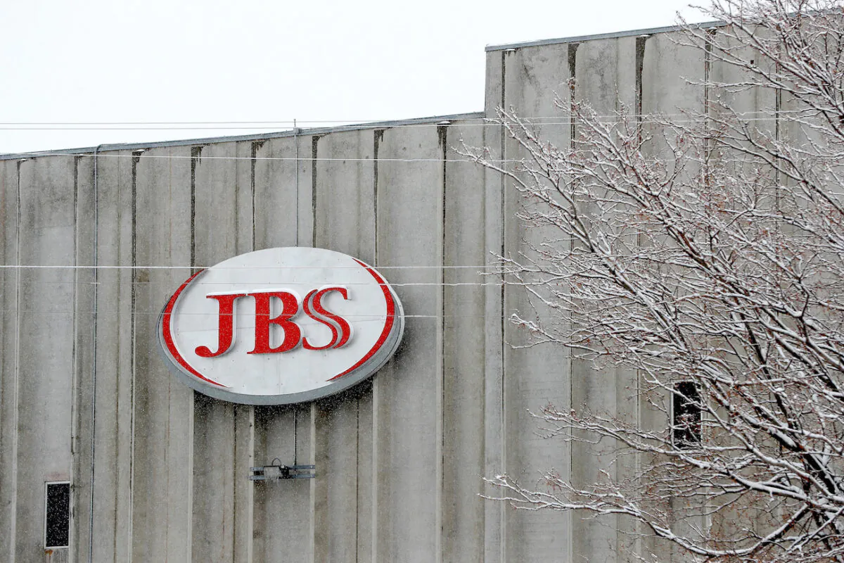 A JBS meat packing plant in Greeley, Colo. on April 16, 2020. (Matthew Stockman/Getty Images)