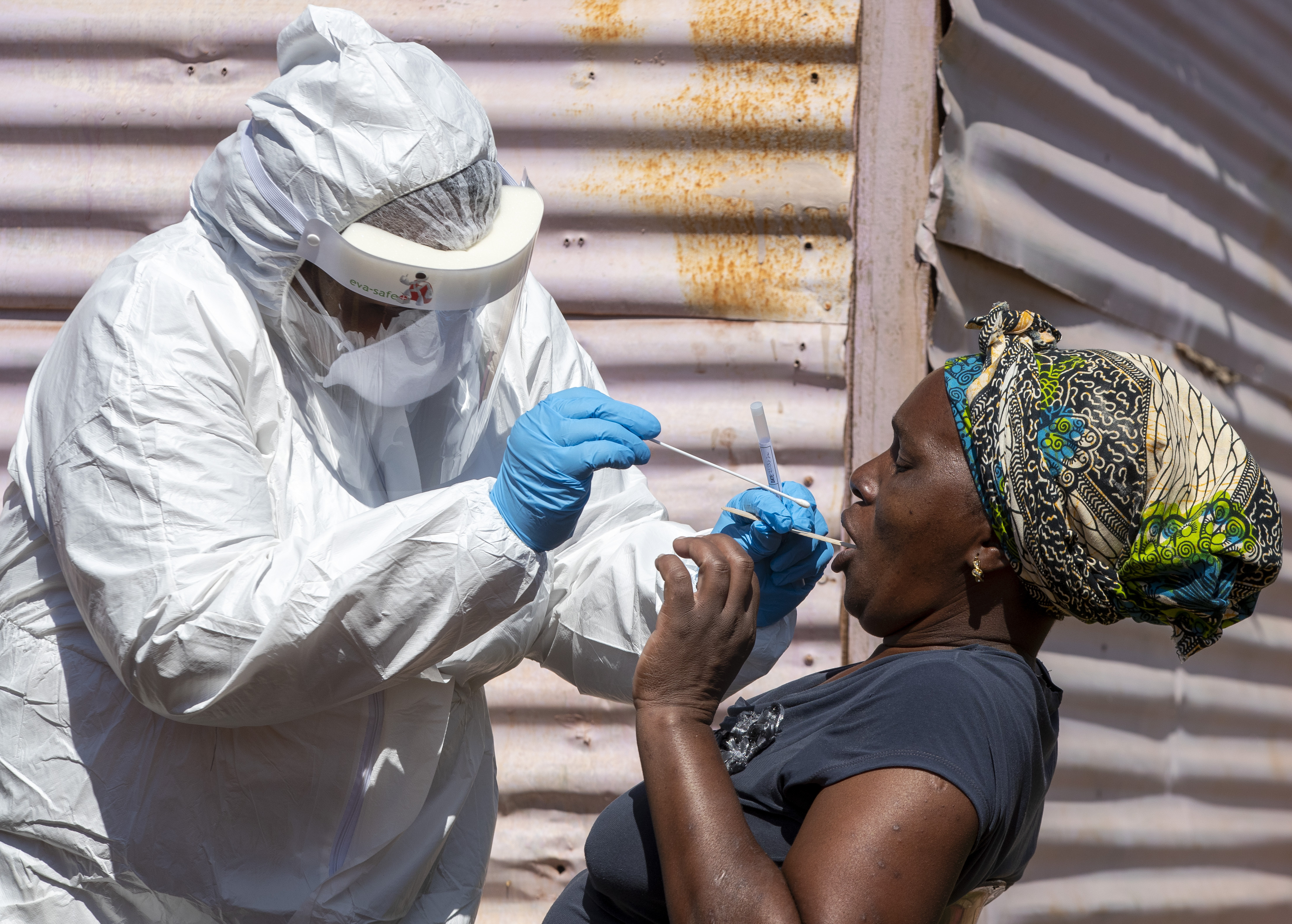 South Africa to Vaccinate Health Care Workers With J&J COVID-19 Vaccine as Part of an "Implementation Study" - Vimarsana News