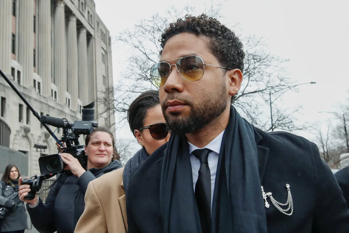 Former "Empire" actor Jussie Smollett arrives at court for his arraignment on renewed felony charges in Chicago, Ill., on Feb. 24, 2020. (Kamil Krzaczynski/Reuters)