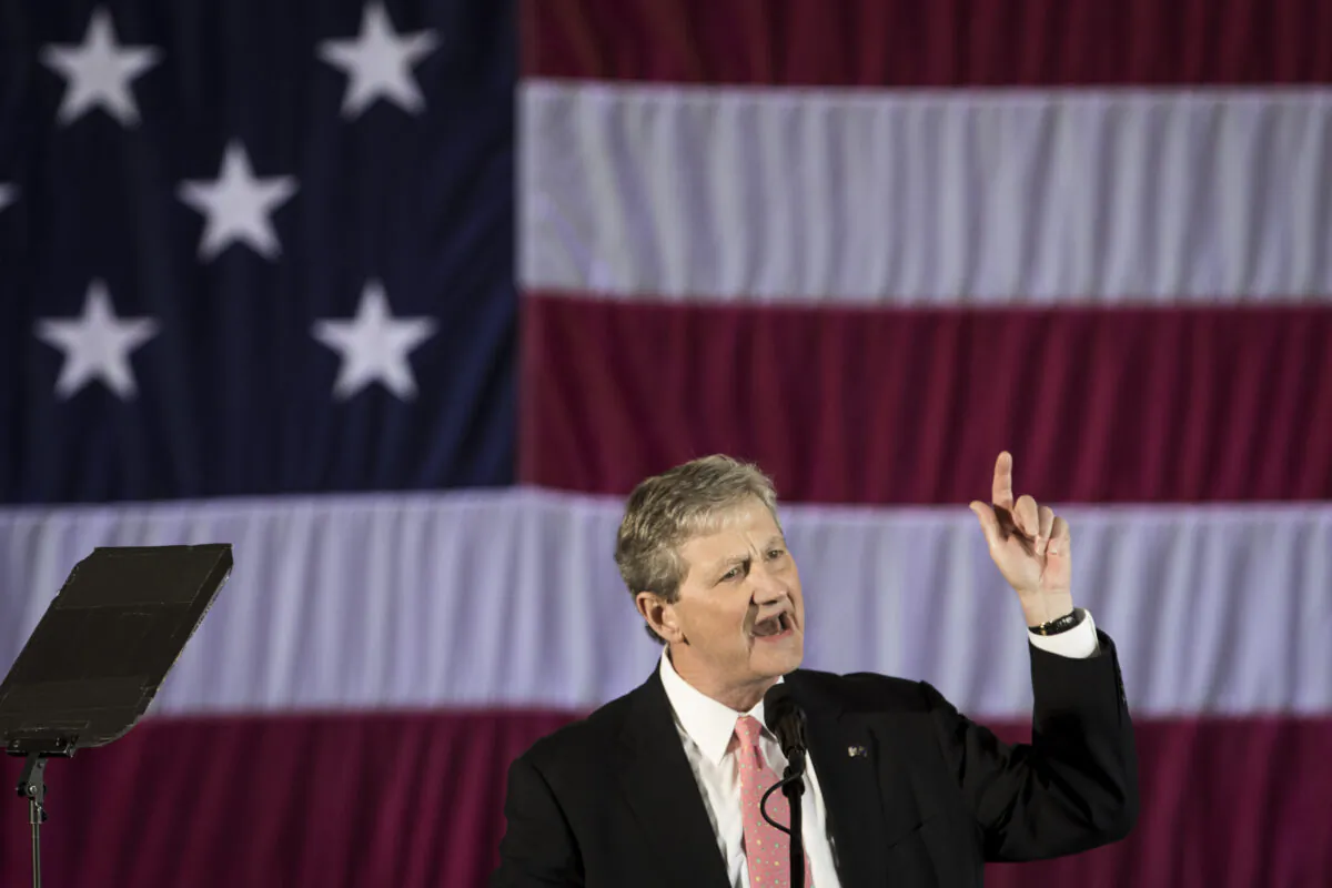 Then Republican candidate for Senator from Louisiana John Kennedy speaks in Baton Rouge, Louisiana, on Dec. 9, 2016. (Drew Angerer/Getty Images)