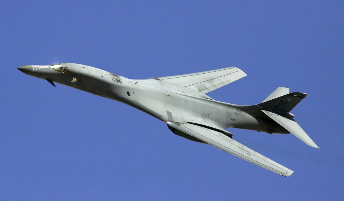 A B-1B Lancer flies by at the Nevada Test and Training Range near Indian Springs, Nev., on Sept. 14, 2007.  A new recommendation for spending cuts to the federal budget includes retiring the B-1 bomber. (Ethan Miller/Getty Images)
