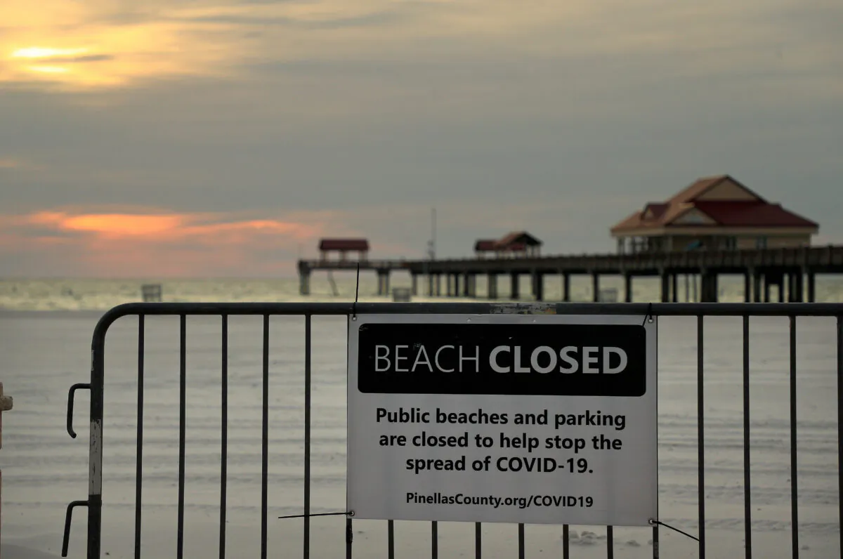 Clearwater Beach remains closed  in Clearwater, Florida on April 22, 2020. (Mike Ehrmann/Getty Images)