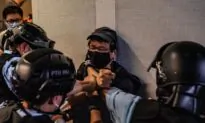 US Lawmakers Urge Action to Address Political Crisis in Hong Kong; Pompeo Responds