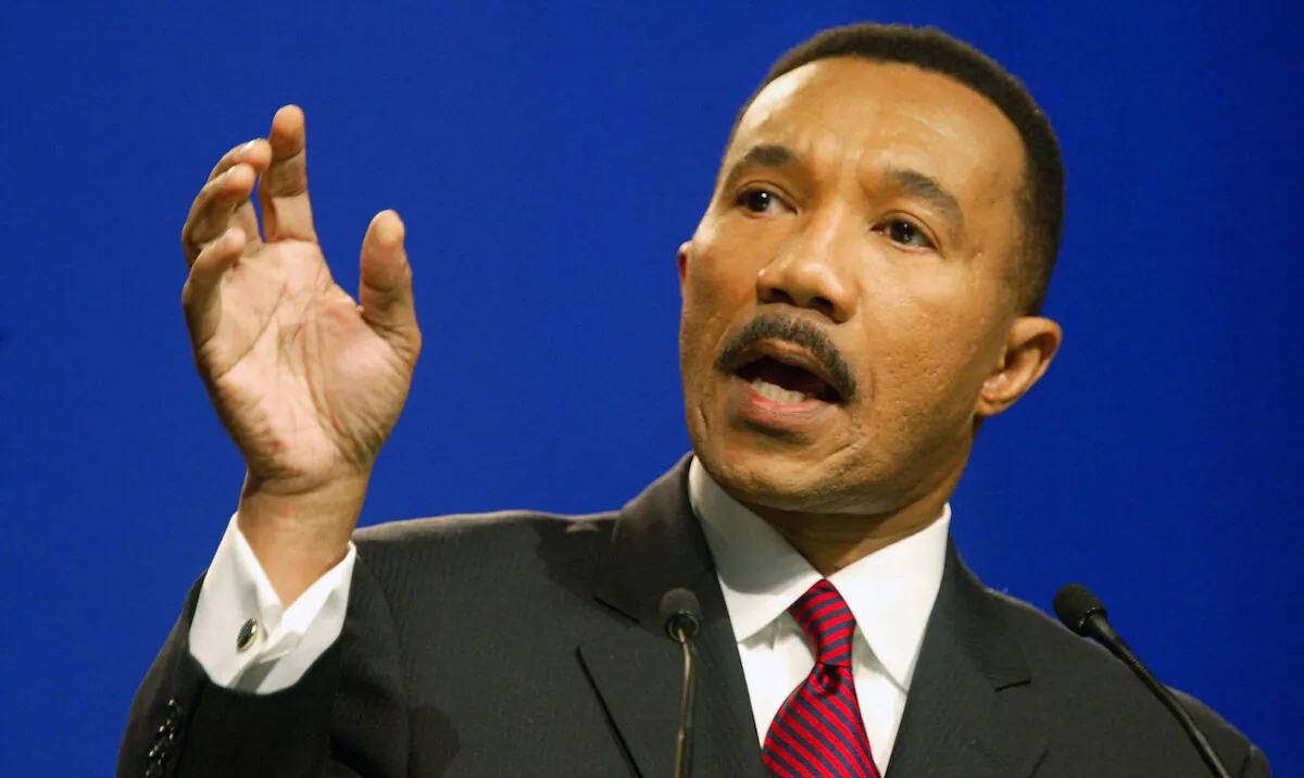 File photo of then-NAACP President Kweisi Mfume addresses the association at its 94th annual convention in Miami Beach, Florida, on July 14, 2003. (Joe Raedle/Getty Images)