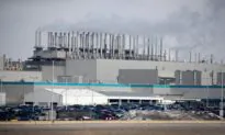Volkswagen and Fiat Chrysler Postpone Restarting US Factories