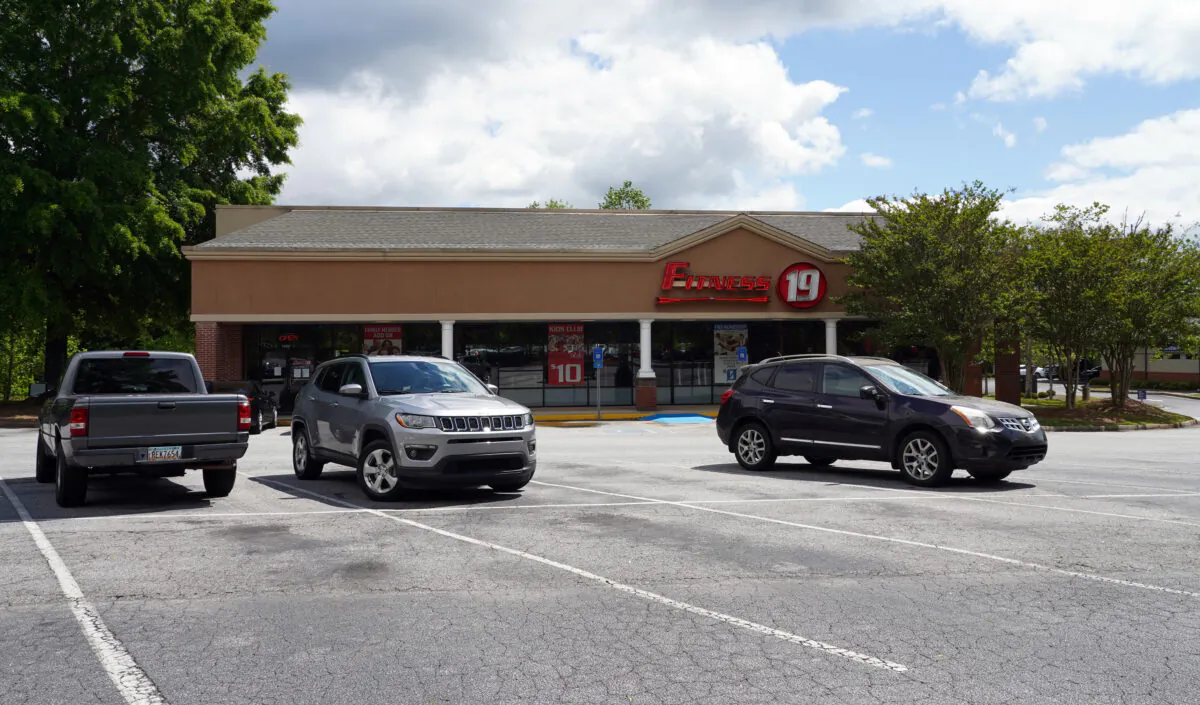 Cars in a parking lot in Lilburn, Georgia on April 24, 2020. (Tami Chappell/AFP via Getty Images)