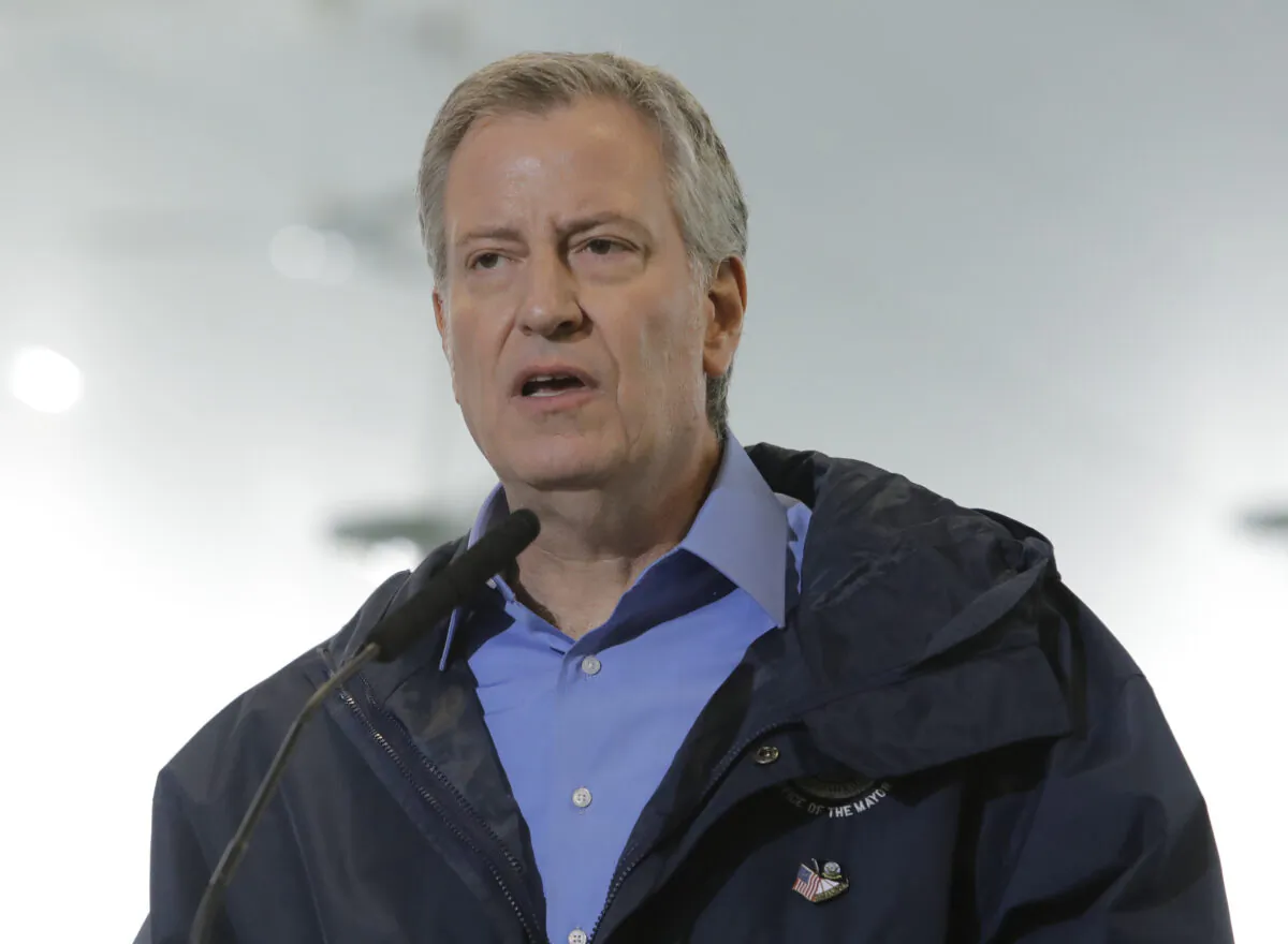 New York City Mayor Bill de Blasio speaks at a temporary hospital site in New York, N.Y., on March 31, 2020. (Frank Franklin II/ AP Photo)