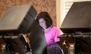 Federal Appeals Court Rules Kansas Cannot Make Voters Prove Citizenship