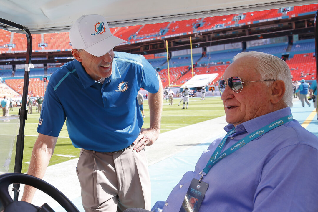 Former Miami Dolphins Coach Don Shula Dies at Age 90 | The Epoch Times