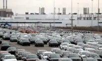 Detroit Automakers Push for Restart of Plants Within 2 Weeks