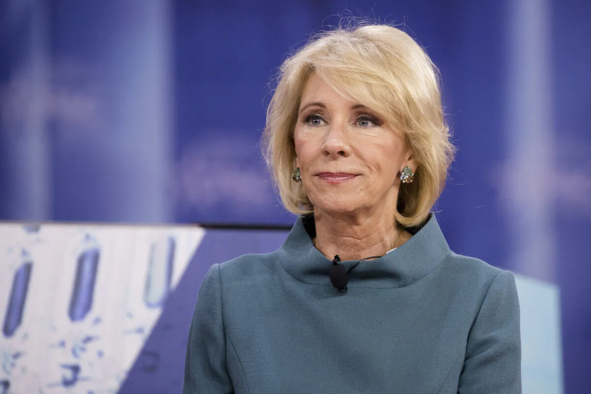 Secretary of Education Betsy DeVos speaks during CPAC 2018 in National Harbor, Md., on Feb. 22, 2018. The American Conservative Union hosted its annual Conservative Political Action Conference to discuss conservative agenda. (Samira Bouaou/The Epoch Times)