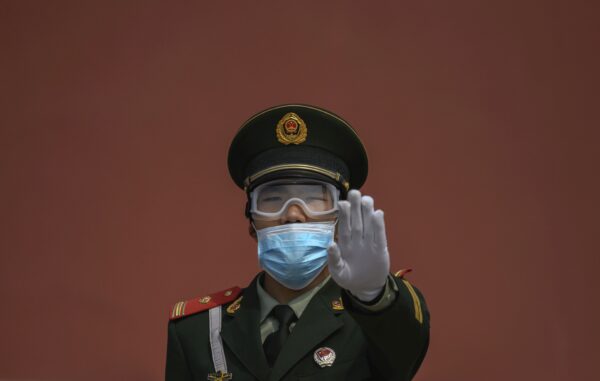 纳闻照片