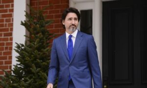 Ottawa Announces $4 Billion Deal with Provinces and Territories to Boost Essential Workers’ Wages