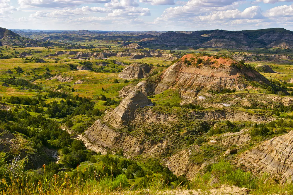The Badlands, Theodore Roosevelt National Park. (Randall Runtsch/Shutterstock)