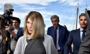 Loughlin, Giannulli Plead Guilty in College Scam but Await Fate