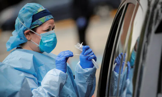Australian Immunology Expert: COVID-19 Virus Shows Unexpected Affinity for Human Cells