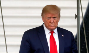 State, Federal Investigators' Bid for Trump's Financial Records Heard by Supreme Court