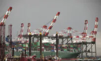 World’s Largest Shipping Company Expects 25 Percent Drop in Container Demand