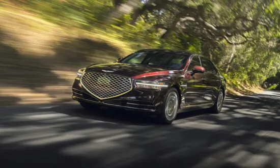 2020 Genesis G90 5.0 RWD