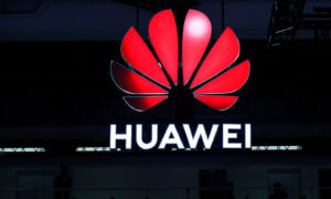 US Officials Warn of CCP Threat in 5G Race