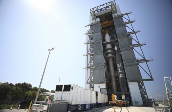 Rocket-X-37B-test-site