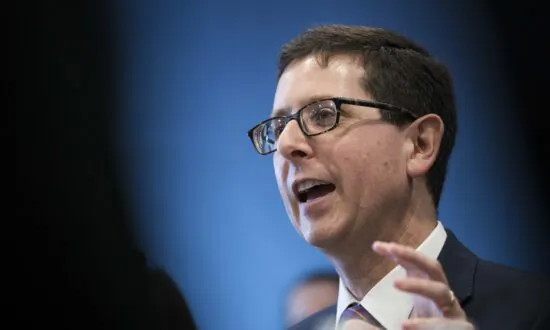 Cut Deficit in Half and Debt Will ‘Stabilize’ in 10 Years: CBO Chief