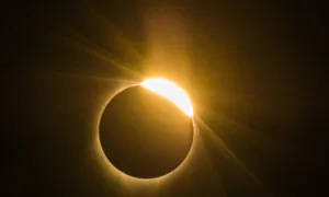 People in Spain Gather to Watch 2026 Total Solar Eclipse
