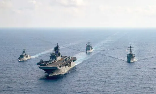 Australia Needs to Decouple From China as ‘Second Cold War’ Looms: Expert